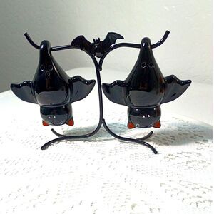 Mini Ceramic Black Bat Salt and Pepper Shakers~New~Cracker Barrel~